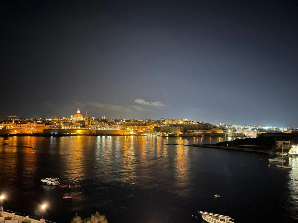 Sliema Seaview Apartment- Valletta Views - Apt 8, 49 Tigne Point Mansions Eksteriør bilde